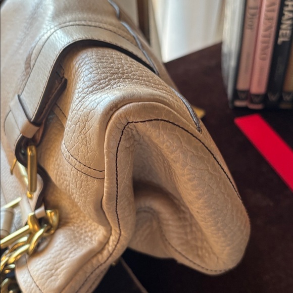 GUC Vintage Kenneth Cole Cream Pebbled Leather Shoulder Bag $85 - Picture 4 of 15